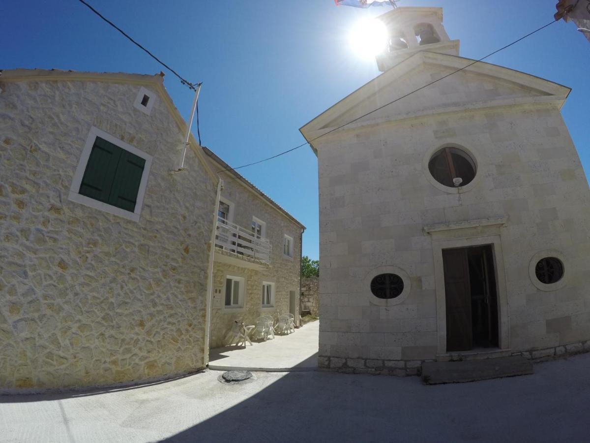 Apartments And Rooms By The Sea Bibinje, Zadar - 6199 Exterior foto